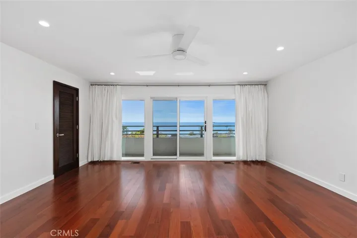 325 Diamond Street, Laguna Beach, California 92651