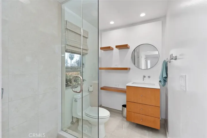 325 Diamond Street, Laguna Beach, California 92651