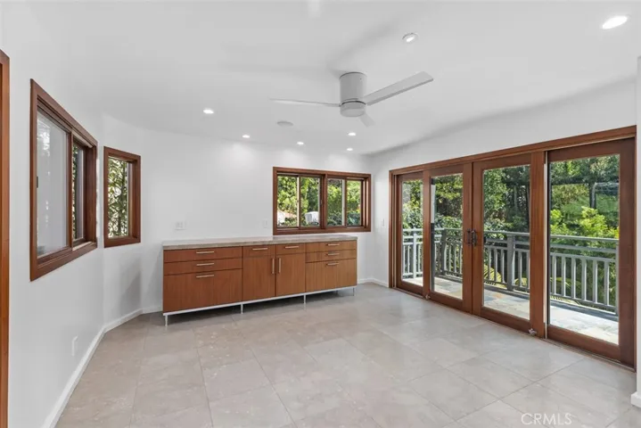 325 Diamond Street, Laguna Beach, California 92651