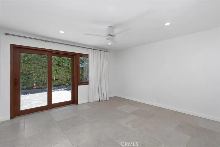 325 Diamond Street, Laguna Beach, California 92651