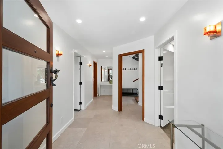 325 Diamond Street, Laguna Beach, California 92651