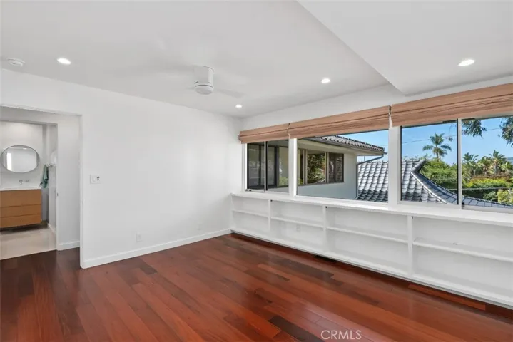 325 Diamond Street, Laguna Beach, California 92651