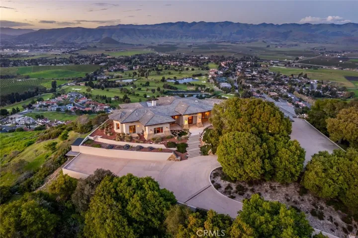 1015 Rimrock Lane, San Luis Obispo, California 93401