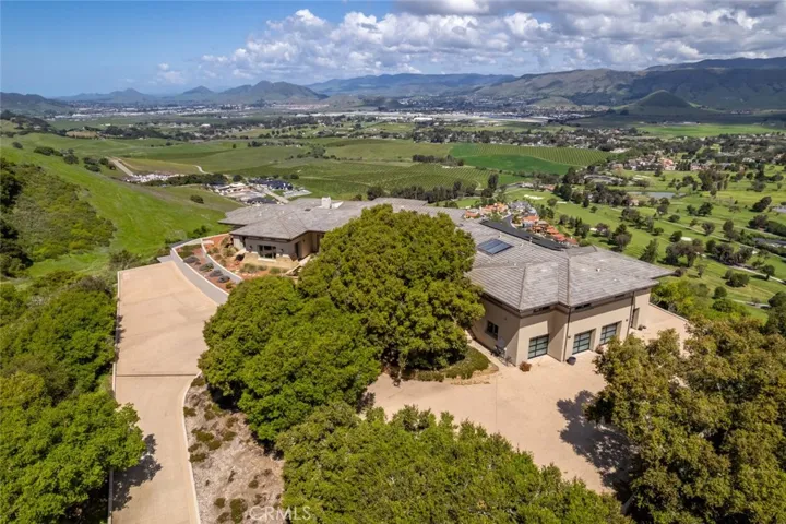 1015 Rimrock Lane, San Luis Obispo, California 93401