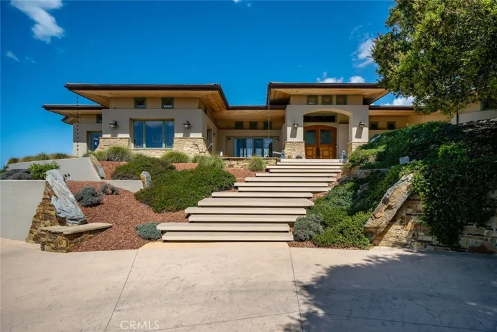 1015 Rimrock Lane, San Luis Obispo, California 93401