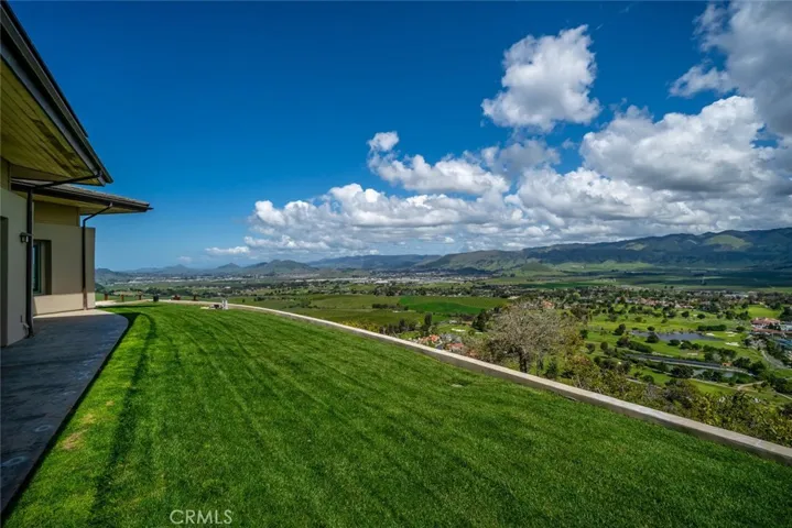 1015 Rimrock Lane, San Luis Obispo, California 93401