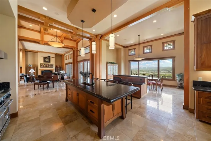 1015 Rimrock Lane, San Luis Obispo, California 93401