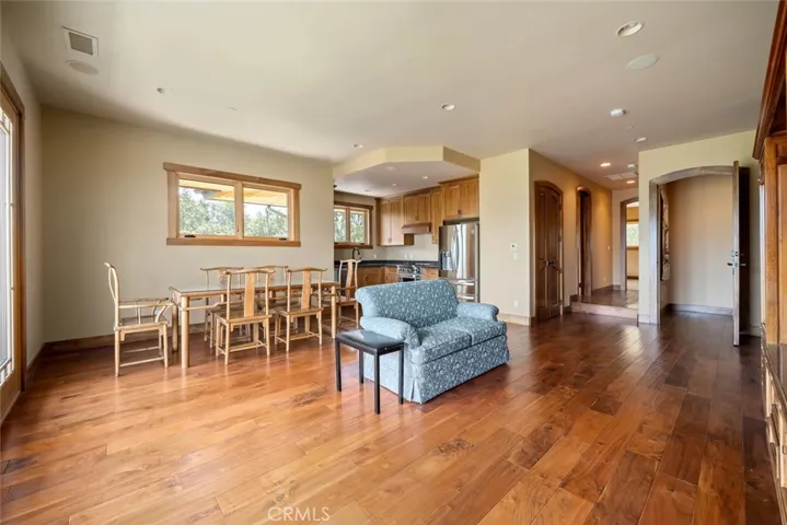 1015 Rimrock Lane, San Luis Obispo, California 93401