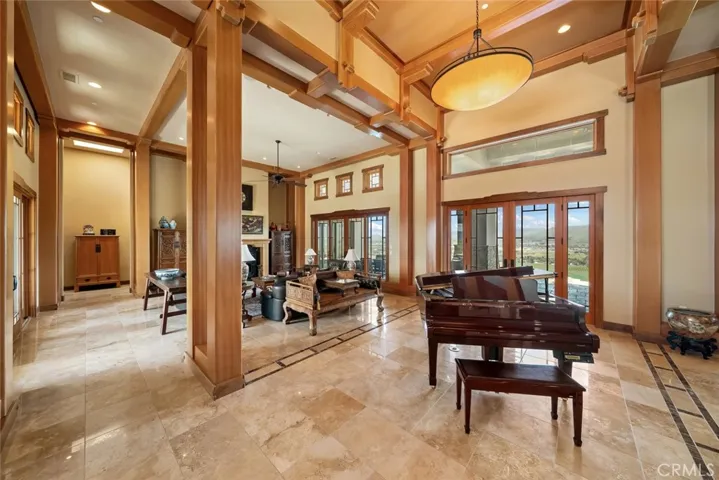 1015 Rimrock Lane, San Luis Obispo, California 93401