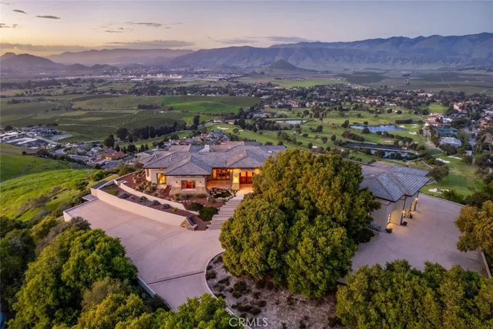 1015 Rimrock Lane, San Luis Obispo, California 93401