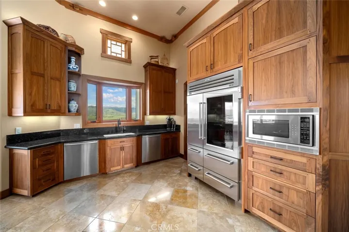 1015 Rimrock Lane, San Luis Obispo, California 93401