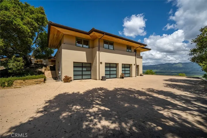 1015 Rimrock Lane, San Luis Obispo, California 93401