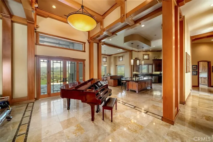 1015 Rimrock Lane, San Luis Obispo, California 93401