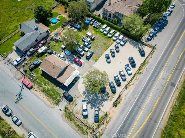 2006 Lakeshore Drive, Lake Elsinore, California 92530