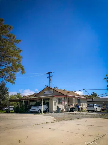 2006 Lakeshore Drive, Lake Elsinore, California 92530
