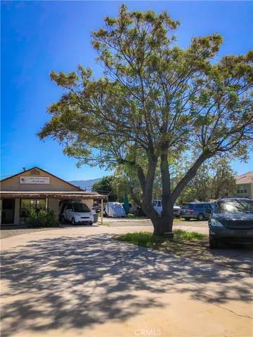 2006 Lakeshore Drive, Lake Elsinore, California 92530
