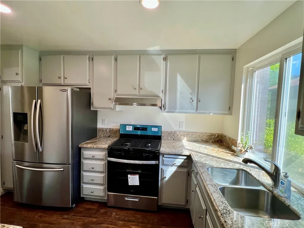 31505 Lindero Canyon Road 2, Westlake Village, California 91361 home-pic-4