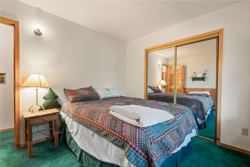 1464 Rockspray Drive, Big Bear, California 92315 home-pic-13