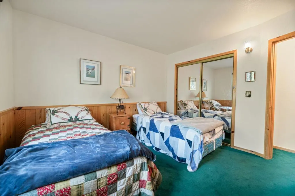 1464 Rockspray Drive, Big Bear, California 92315 home-pic-16