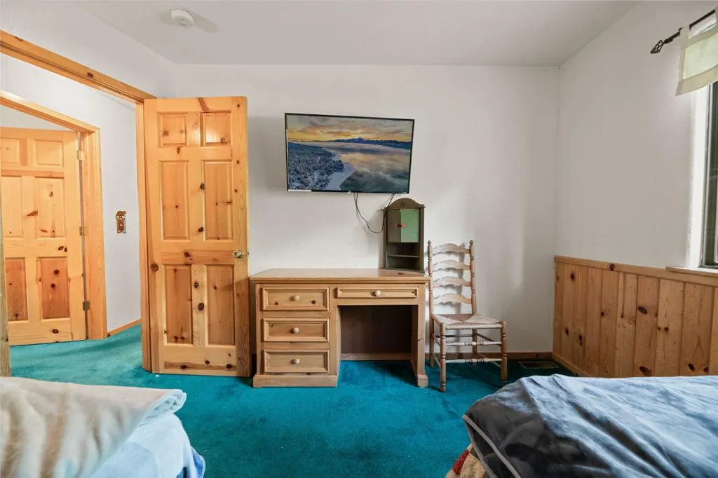 1464 Rockspray Drive, Big Bear, California 92315 home-pic-17