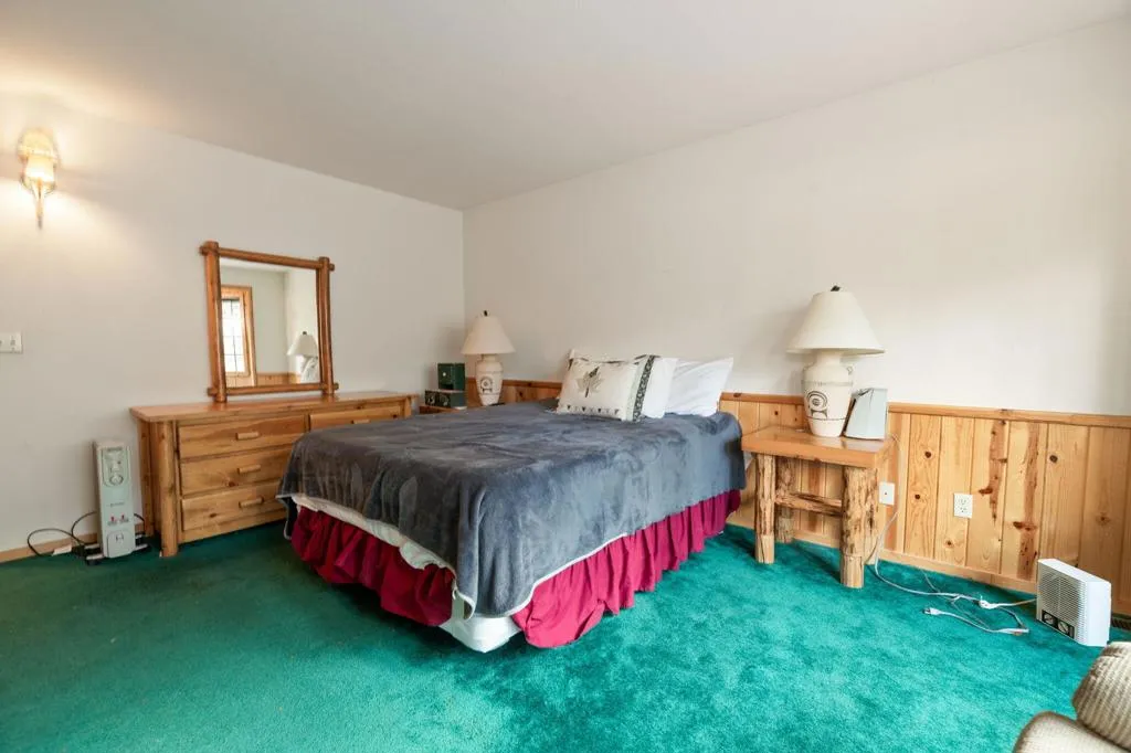 1464 Rockspray Drive, Big Bear, California 92315 home-pic-20