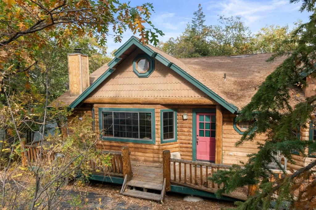 1464 Rockspray Drive, Big Bear, California 92315 home-pic-2