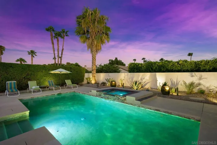 68375 Tachevah Dr, Cathedral City, California 92234