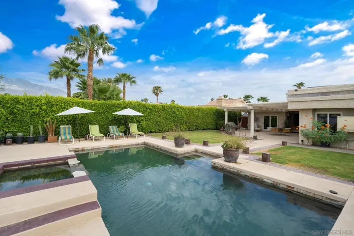 68375 Tachevah Dr, Cathedral City, California 92234