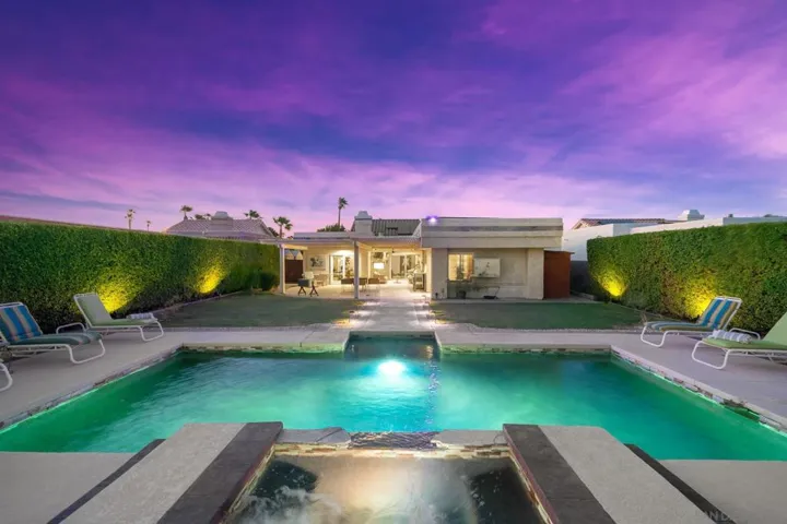 68375 Tachevah Dr, Cathedral City, California 92234