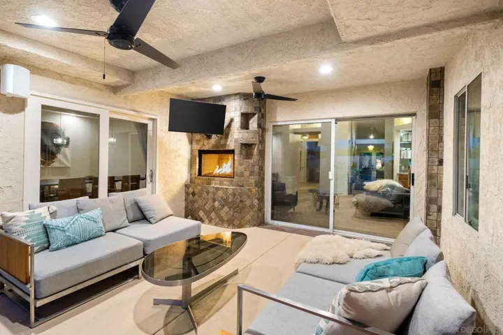68375 Tachevah Dr, Cathedral City, California 92234