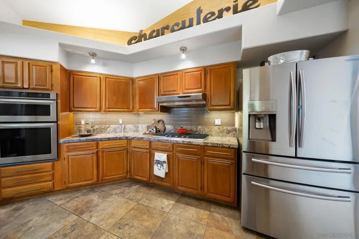 68375 Tachevah Dr, Cathedral City, California 92234