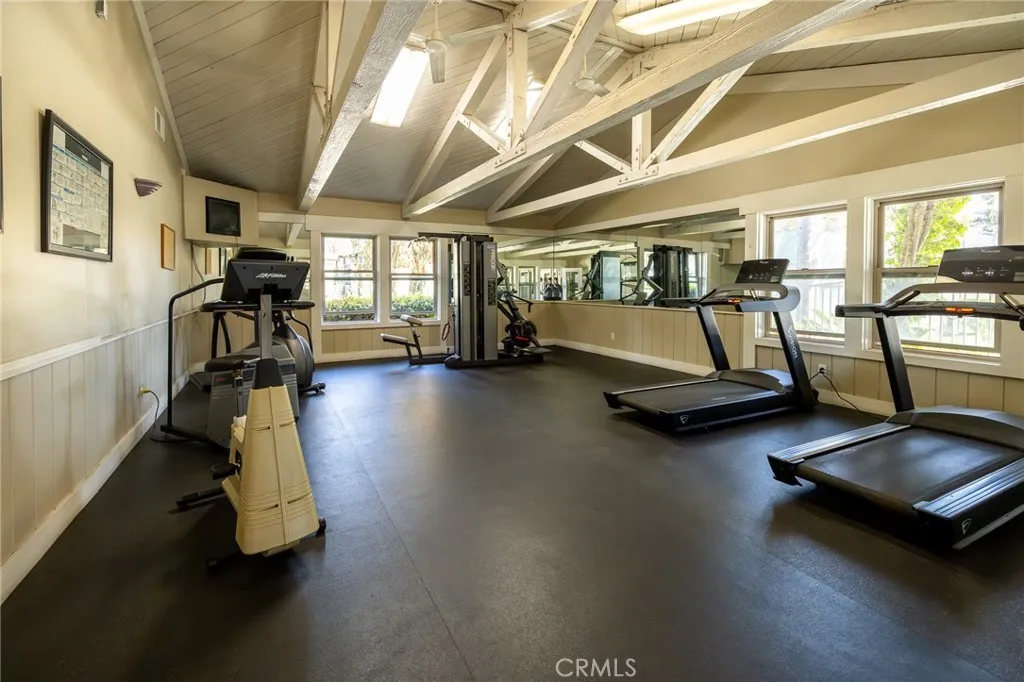 1345 Cabrillo Park Drive 14, Santa Ana, California 92701 home-pic-21