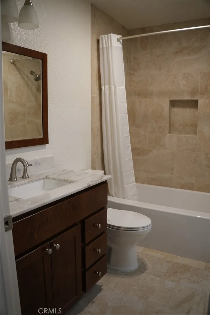 22234 S Vermont Avenue 203b, Torrance, California 90502 home-pic-8