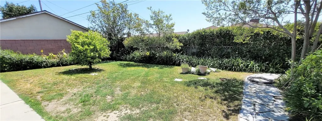 1212 E Cypress Avenue, Glendora, California 91741