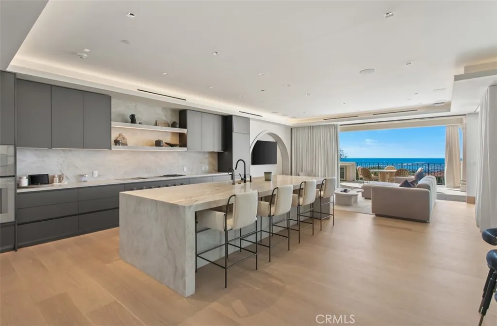 7 Sailview, Newport Coast, California 92657 home-pic-11