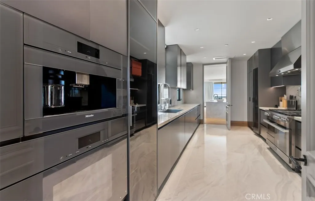 7 Sailview, Newport Coast, California 92657 home-pic-21