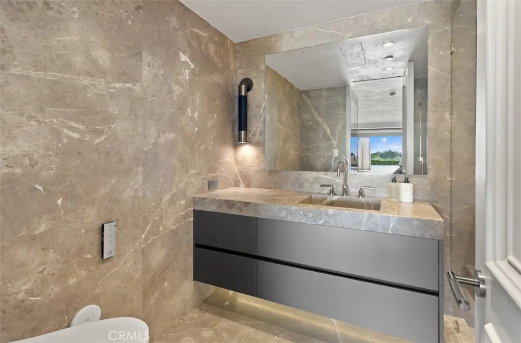 7 Sailview, Newport Coast, California 92657 home-pic-65