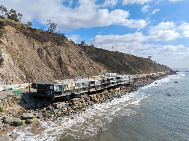 20464 Pacific Coast, Malibu, California 90265