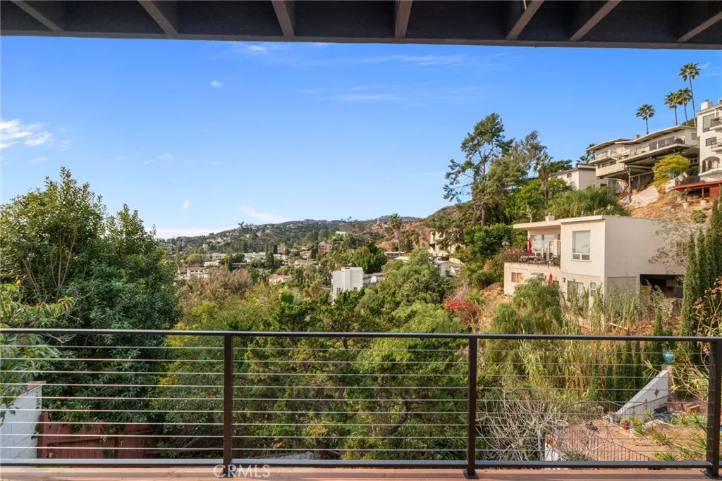 6374 Macal Place, Los Angeles, California 90068 home-pic-5