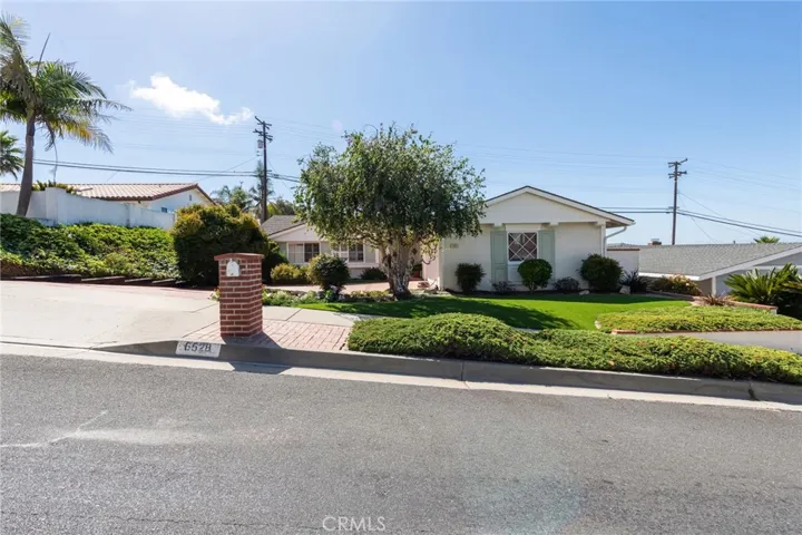 6528 Abbottswood Drive, Rancho Palos Verdes, California 90275
