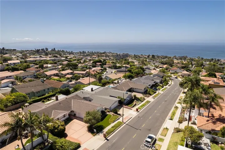 6528 Abbottswood Drive, Rancho Palos Verdes, California 90275