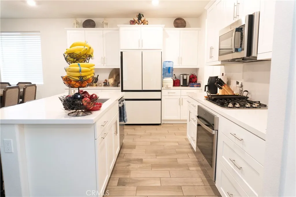 16255 Castello Lane 2, Fontana, California 92336 home-pic-32