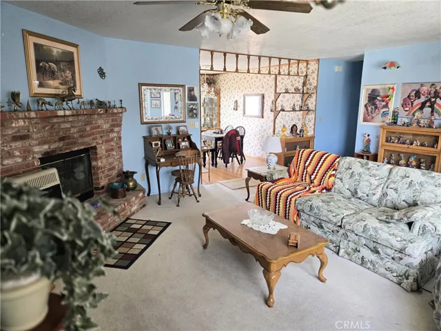 10449 Peach Avenue, California City, California 93505