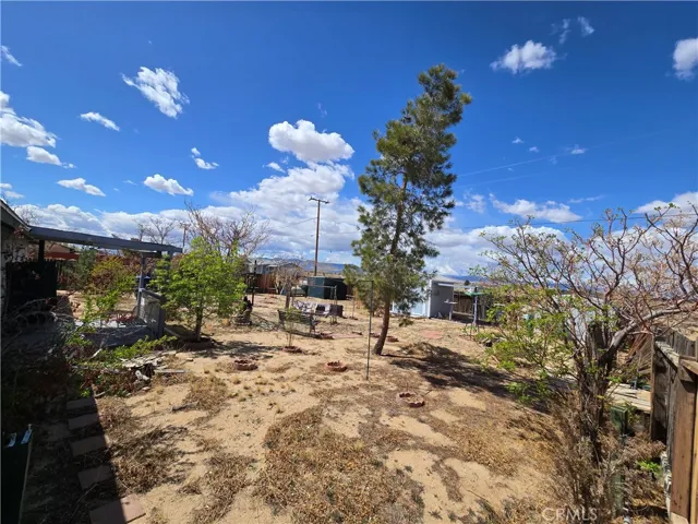 10449 Peach Avenue, California City, California 93505