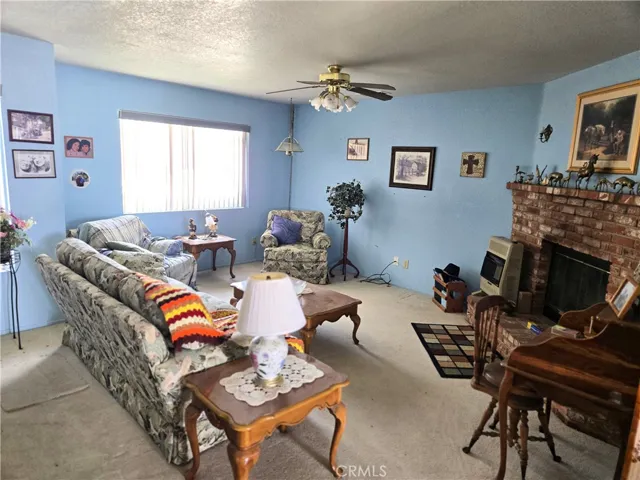 10449 Peach Avenue, California City, California 93505