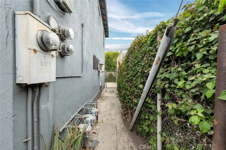 15840 Vanowen Street, Van Nuys, California 91406