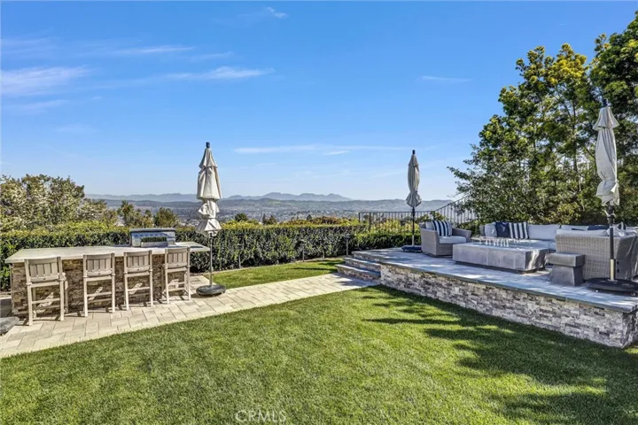 5286 E Rural Ridge Circle, Anaheim Hills, California 92807