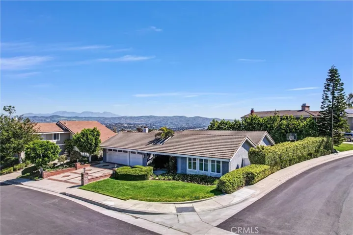 5286 E Rural Ridge Circle, Anaheim Hills, California 92807