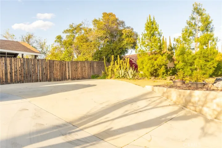 31642 Avenue E, Yucaipa, California 92399