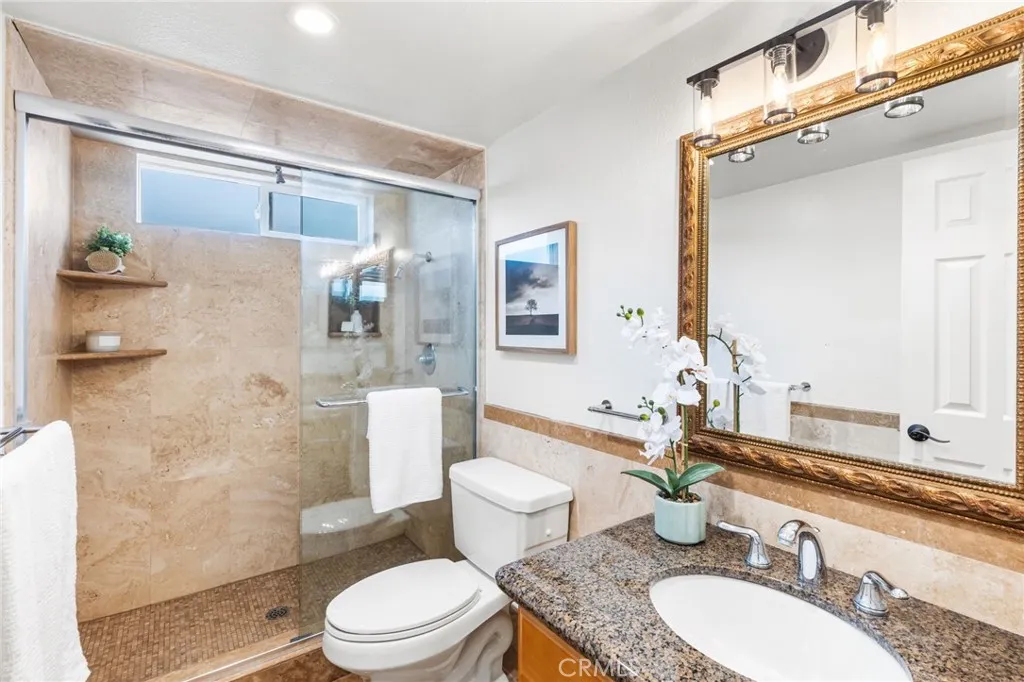 3012 W Oceanfront, Newport Beach, California 92663 home-pic-35